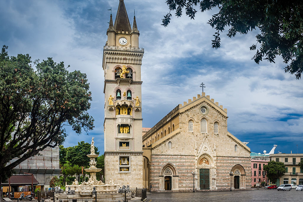 duomo di messina con campanile